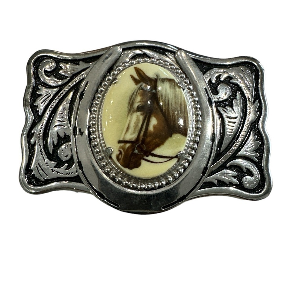 Vintage silver color belt buckle w/scrollwork & horseshoe design & Horse picture